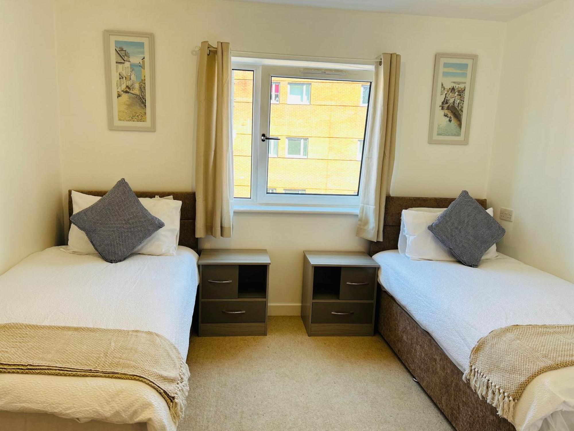 וולברהאמפטון Modern Apartment Broad Gauge Way - Ideal For Work And Leisure מראה חיצוני תמונה